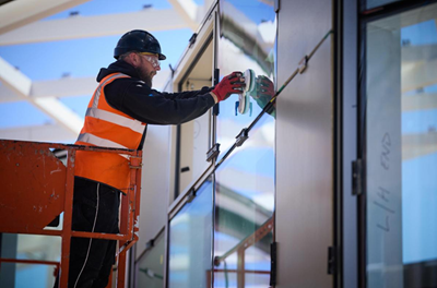 Glass being installed at new St Helens Transport Interchange